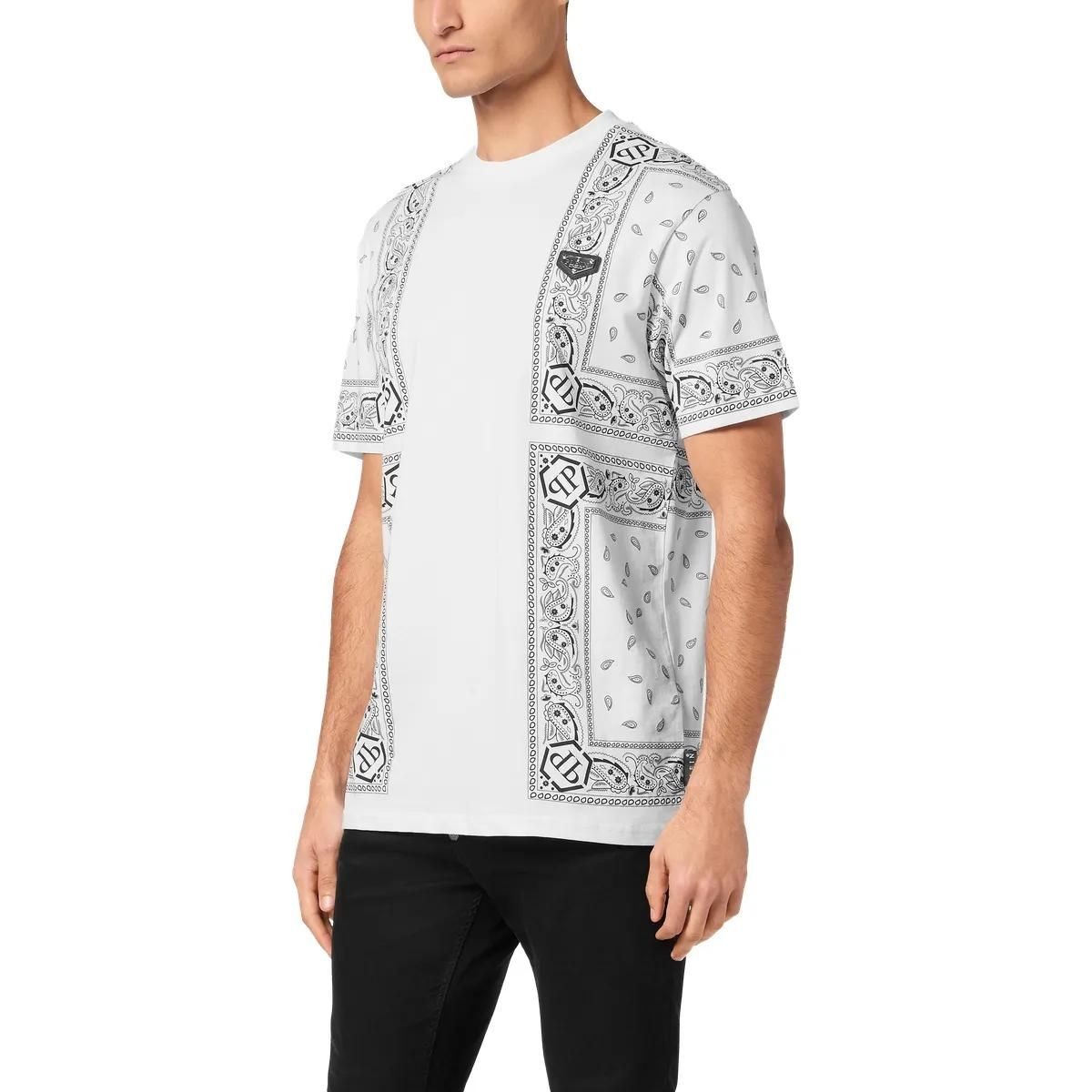 Baumwoll-T-Shirt mit Bandana-Print