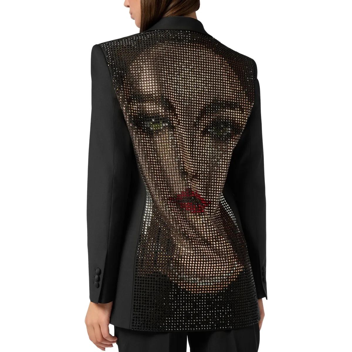 Eleganter Boyfriend-Blazer mit Schmuckstein-Detail