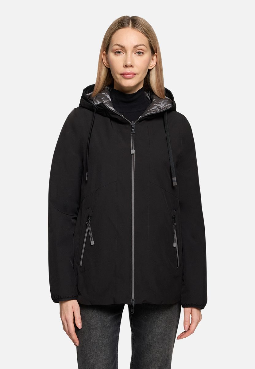 Wendbare, leichte Jacke mit Kapuze