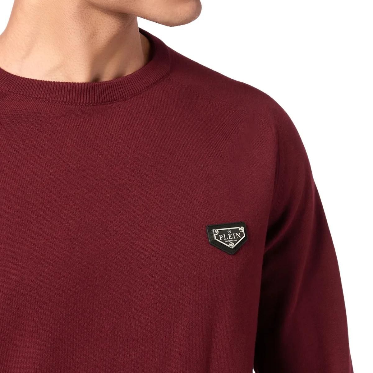 Klassischer Baumwollpullover mit Rundhalsausschnitt