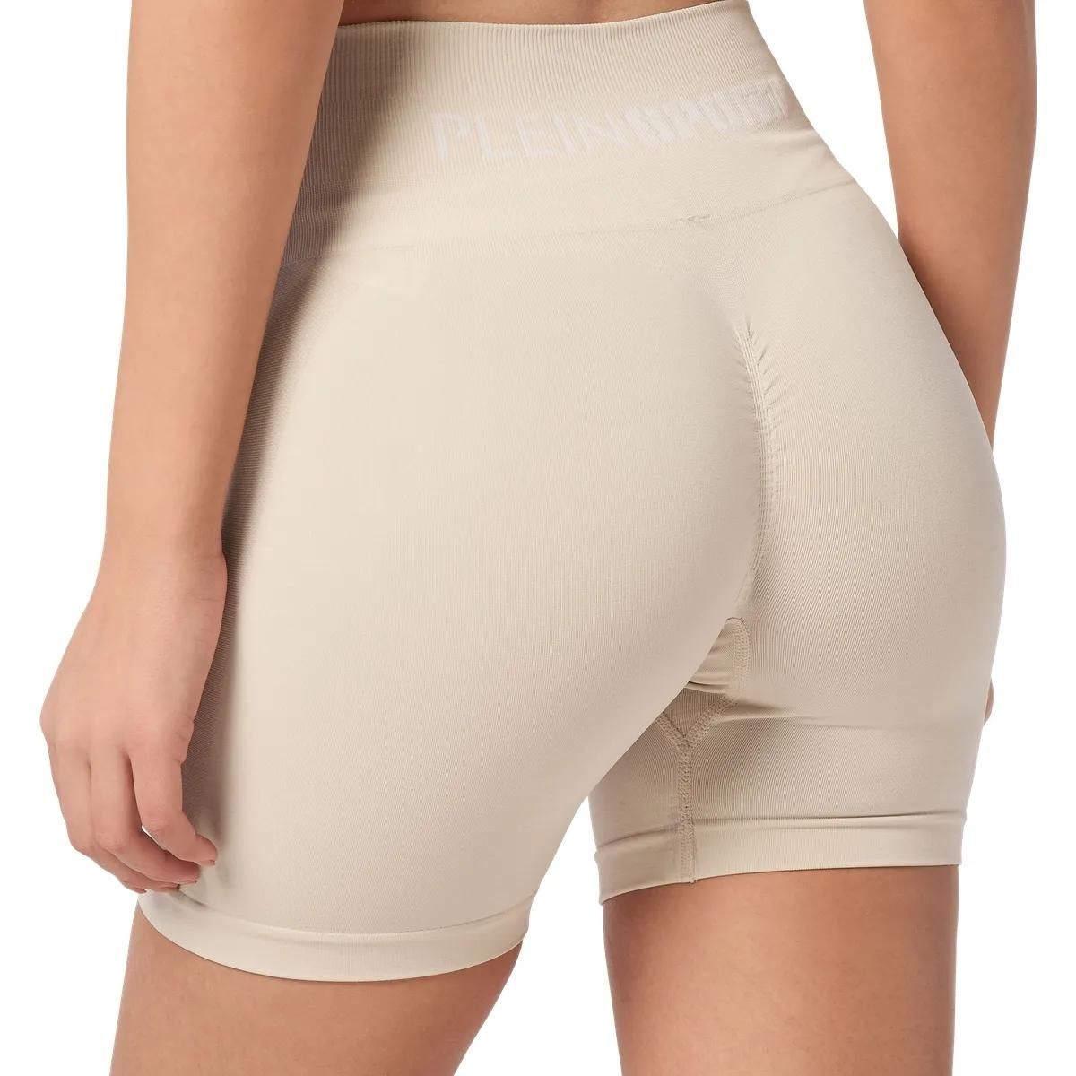 Nahtlose, hochtaillierte Trainingsshorts