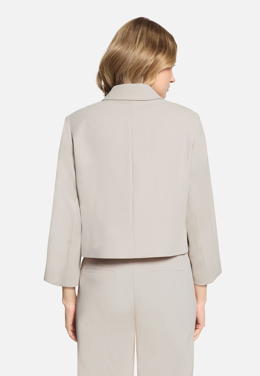 Kurzer Blazer mit 3/4-Ärmeln und Knöpfen
