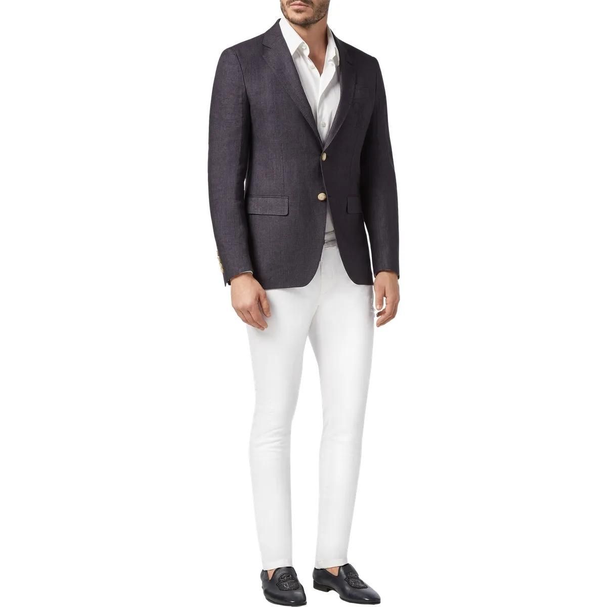 Leinenblazer mit goldenen Knöpfen