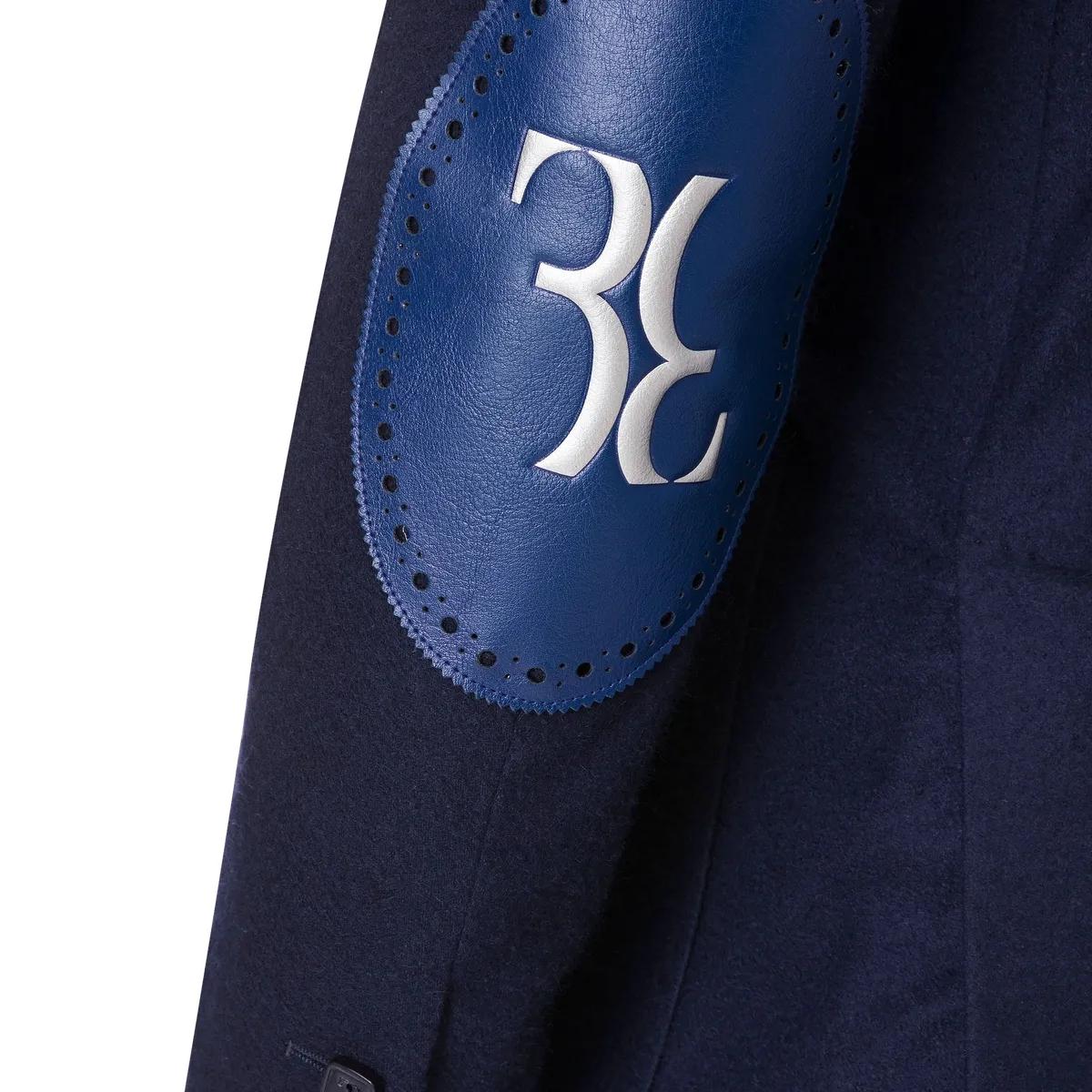 Marineblauer Wollmix-Blazer mit zwei Knöpfen