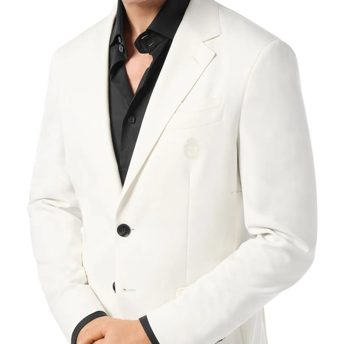 Eleganter Zwei-Knopf-Blazer aus leichter Wolle