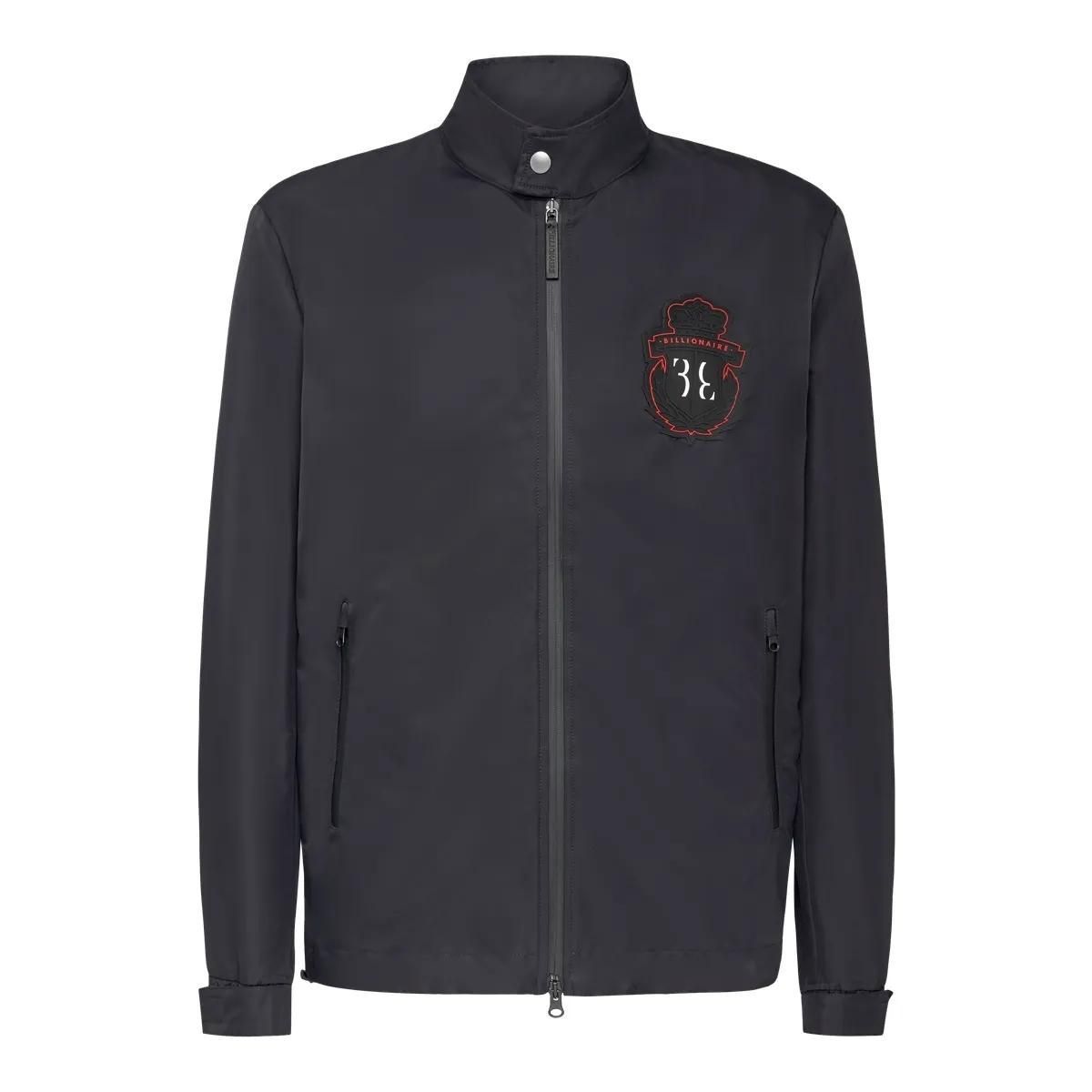 Moderne, leichte Jacke mit Logo-Aufnäher