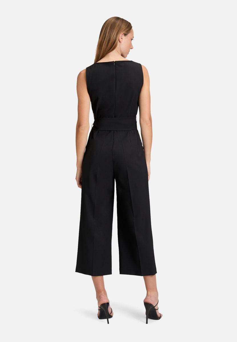 Eleganter Zweifarben-Jumpsuit mit Cropped-Bein