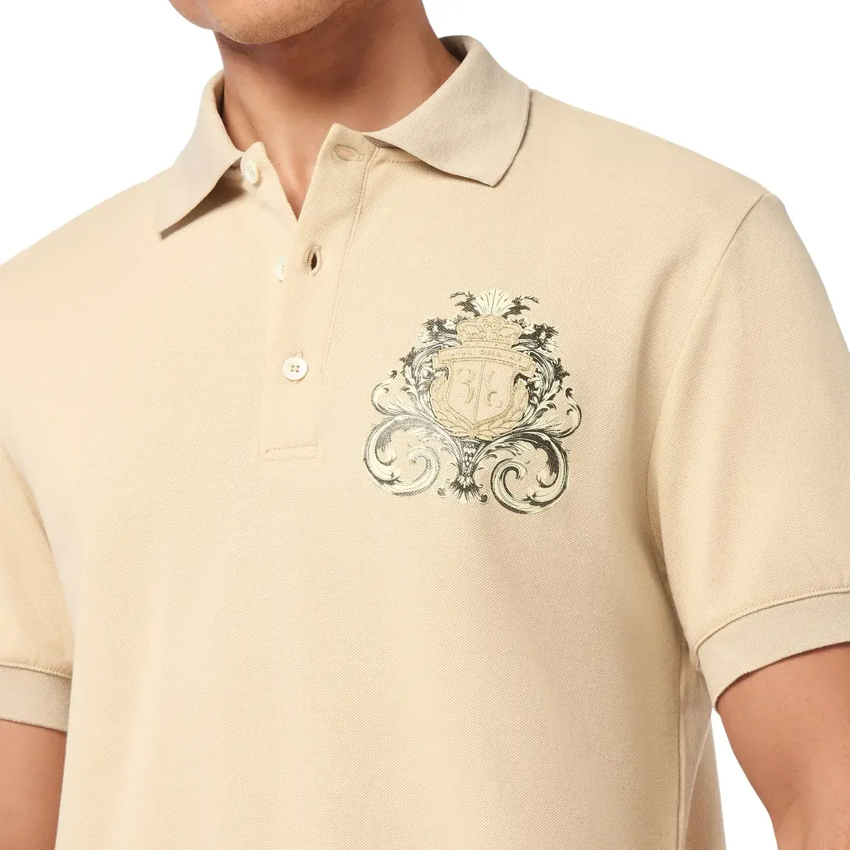 Elegantes Poloshirt mit Wappenstickerei