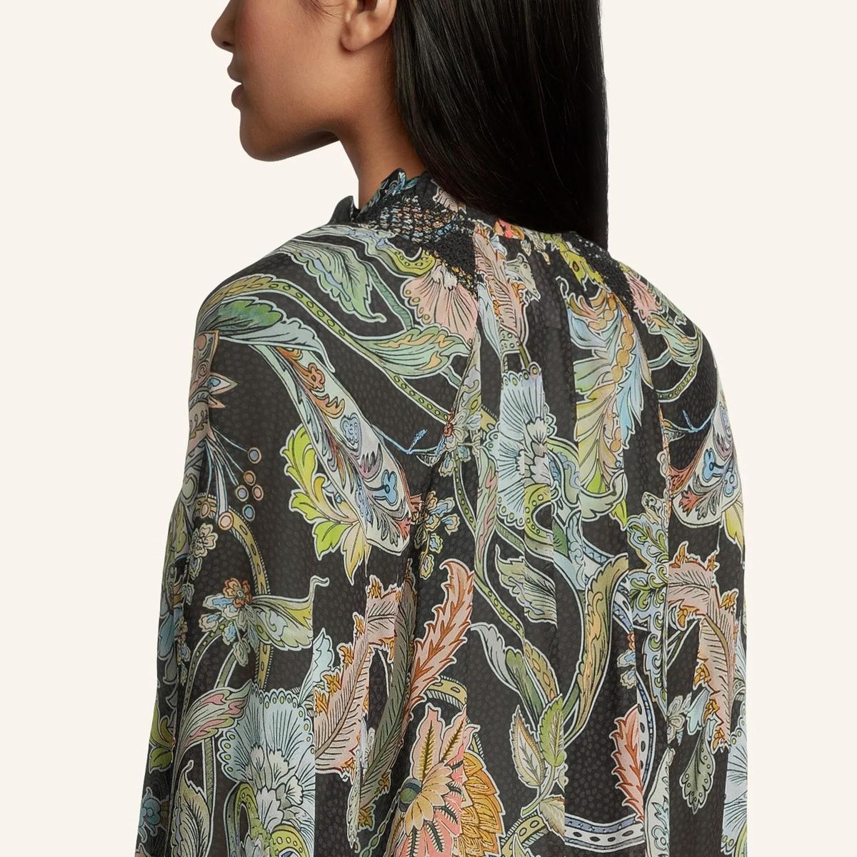 Bluse mit Paisley-Print und Smokdetails