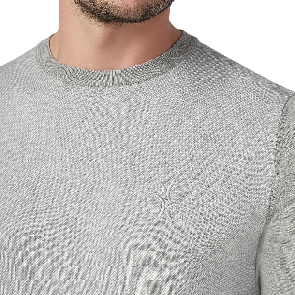 Zweifarbiger gestrickter Rundhals-Pullover