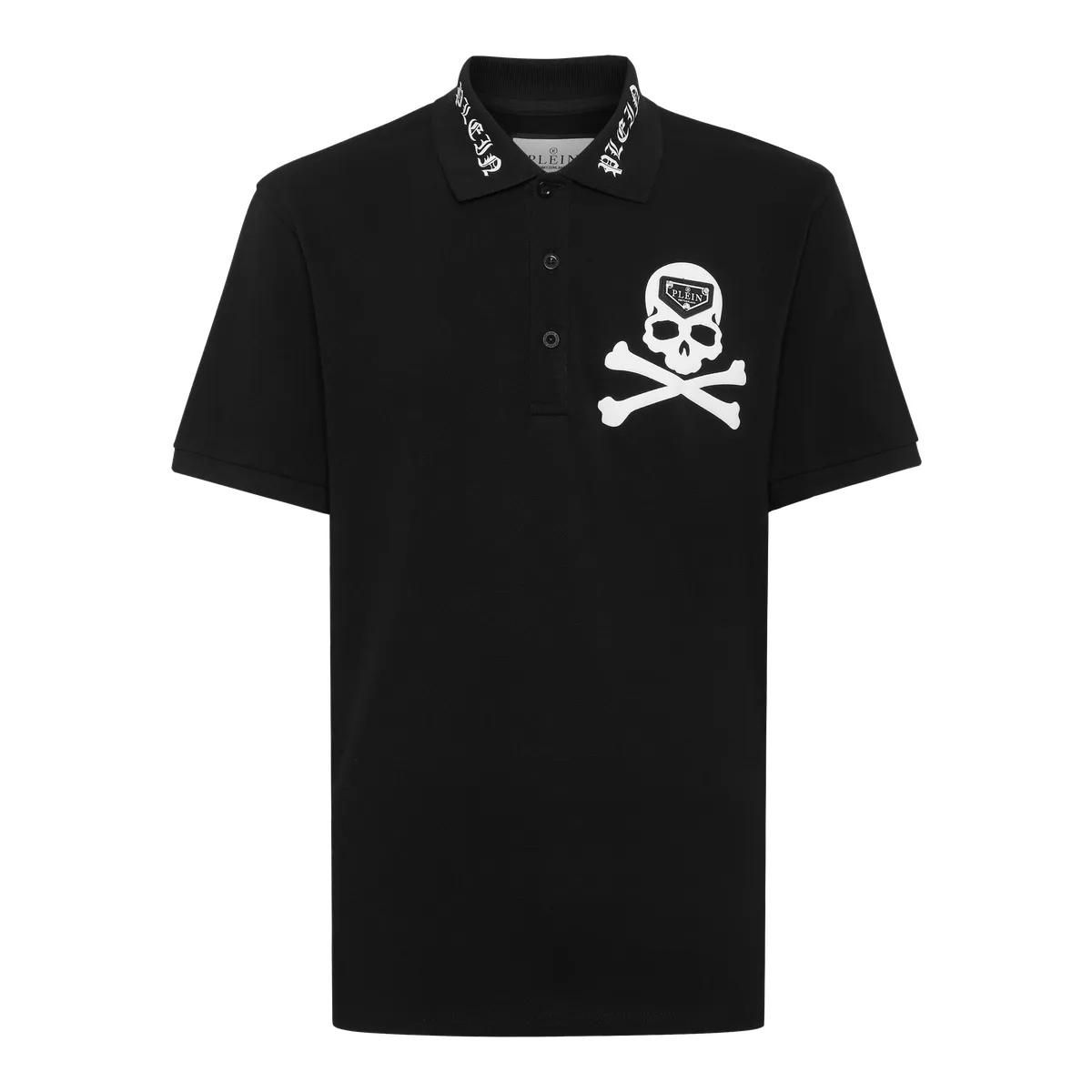 Polohemd mit Totenkopf Grafik