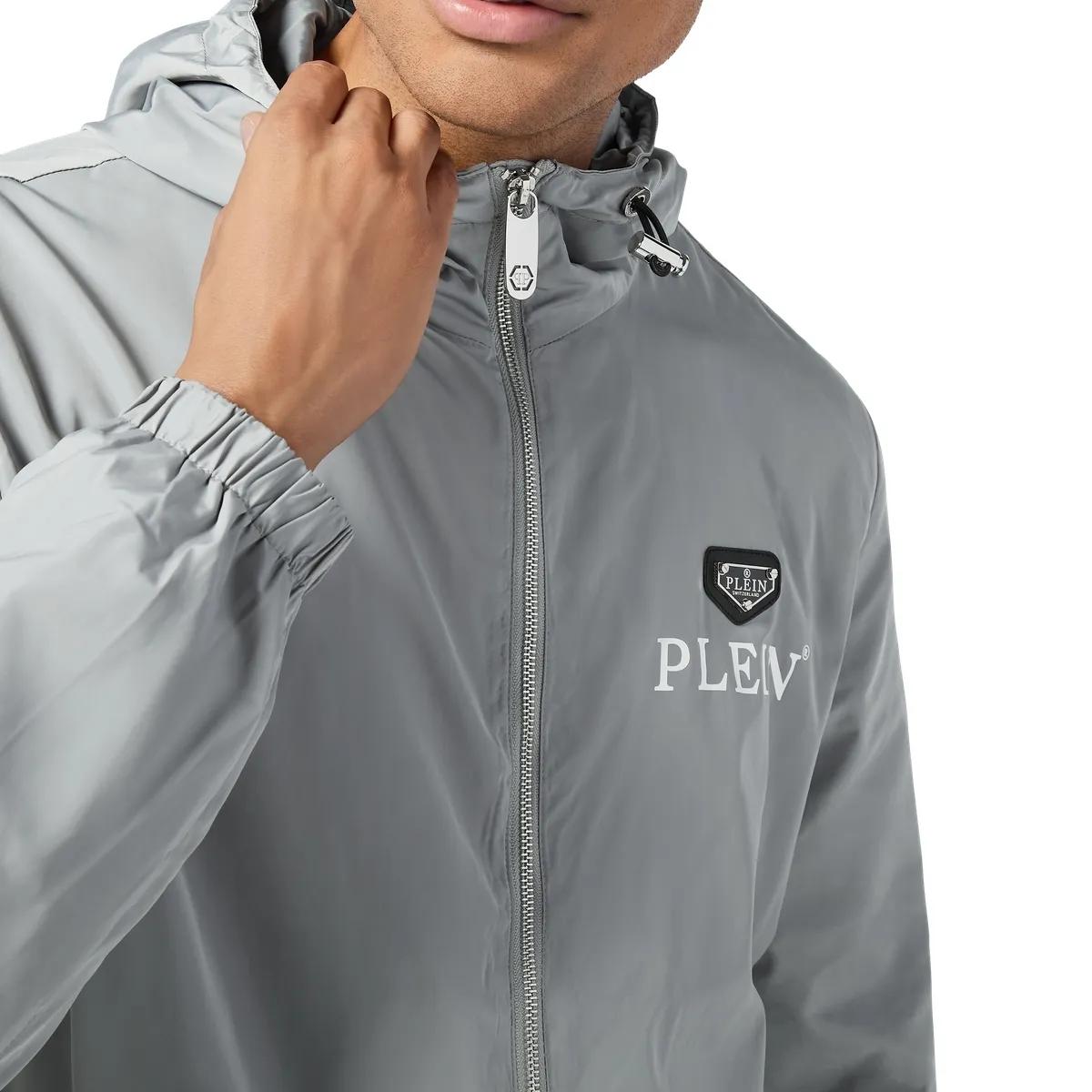 Leichte Windjacke mit Logo