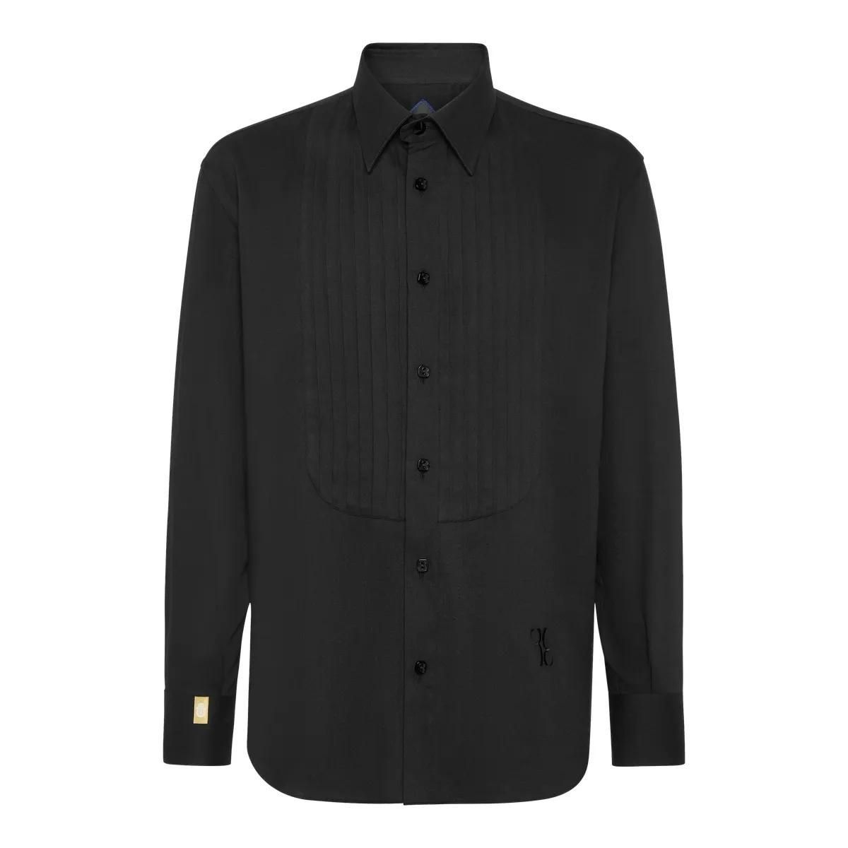 Schwarzes Hemd mit plissierter Vorderseite