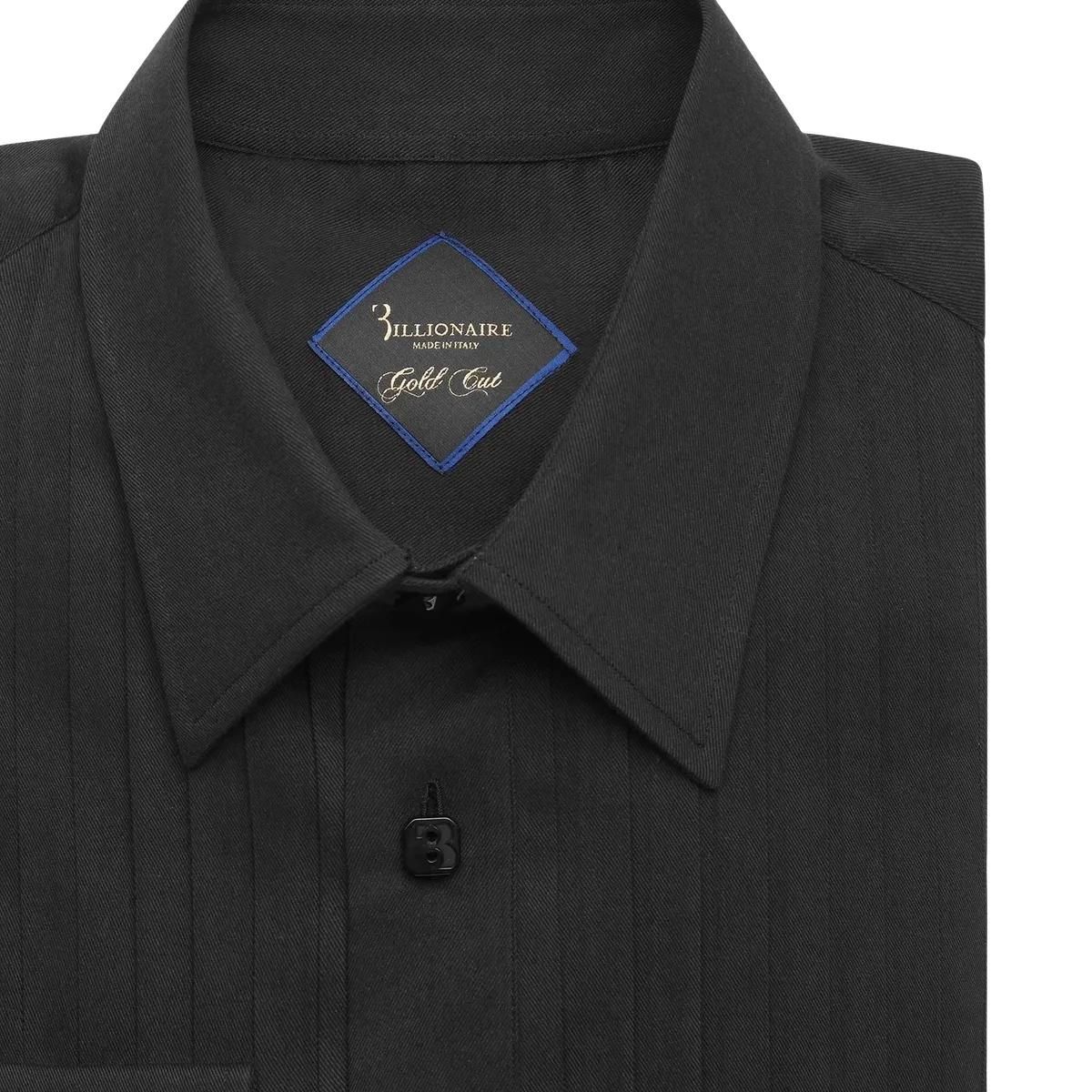 Schwarzes Hemd mit plissierter Vorderseite