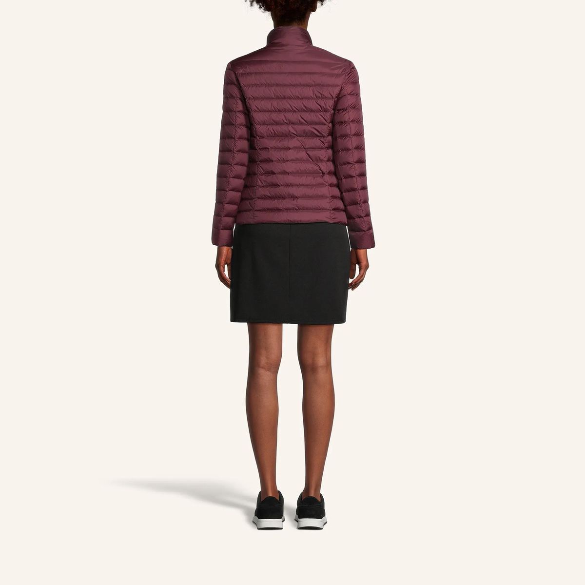 Leichte Stepp-Daunenjacke mit Kragen