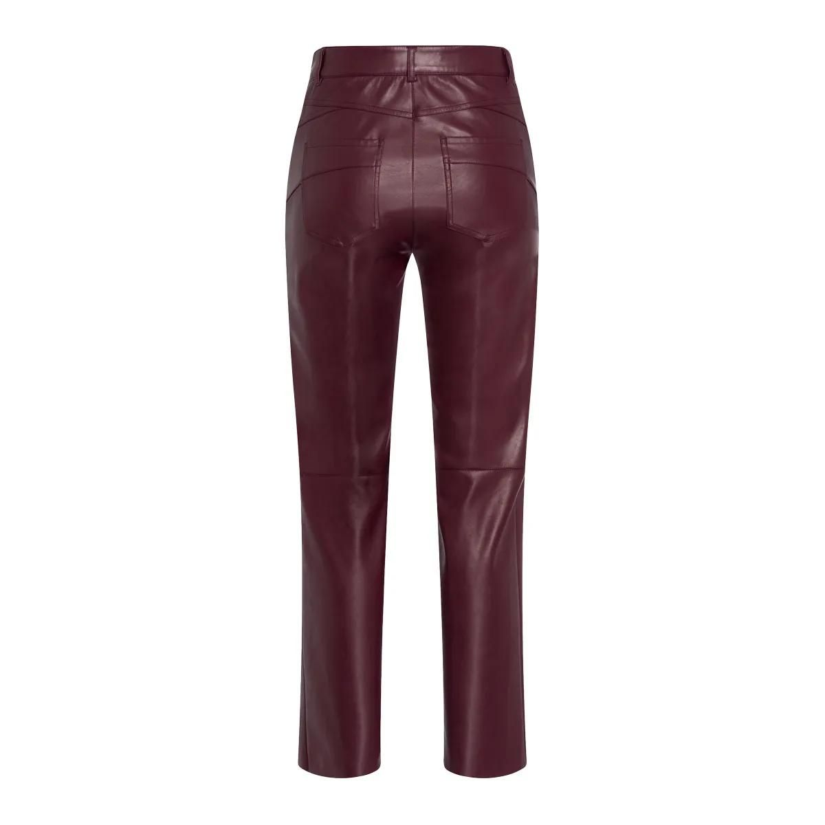 Burgunderrote Kunstlederhose mit geradem Bein