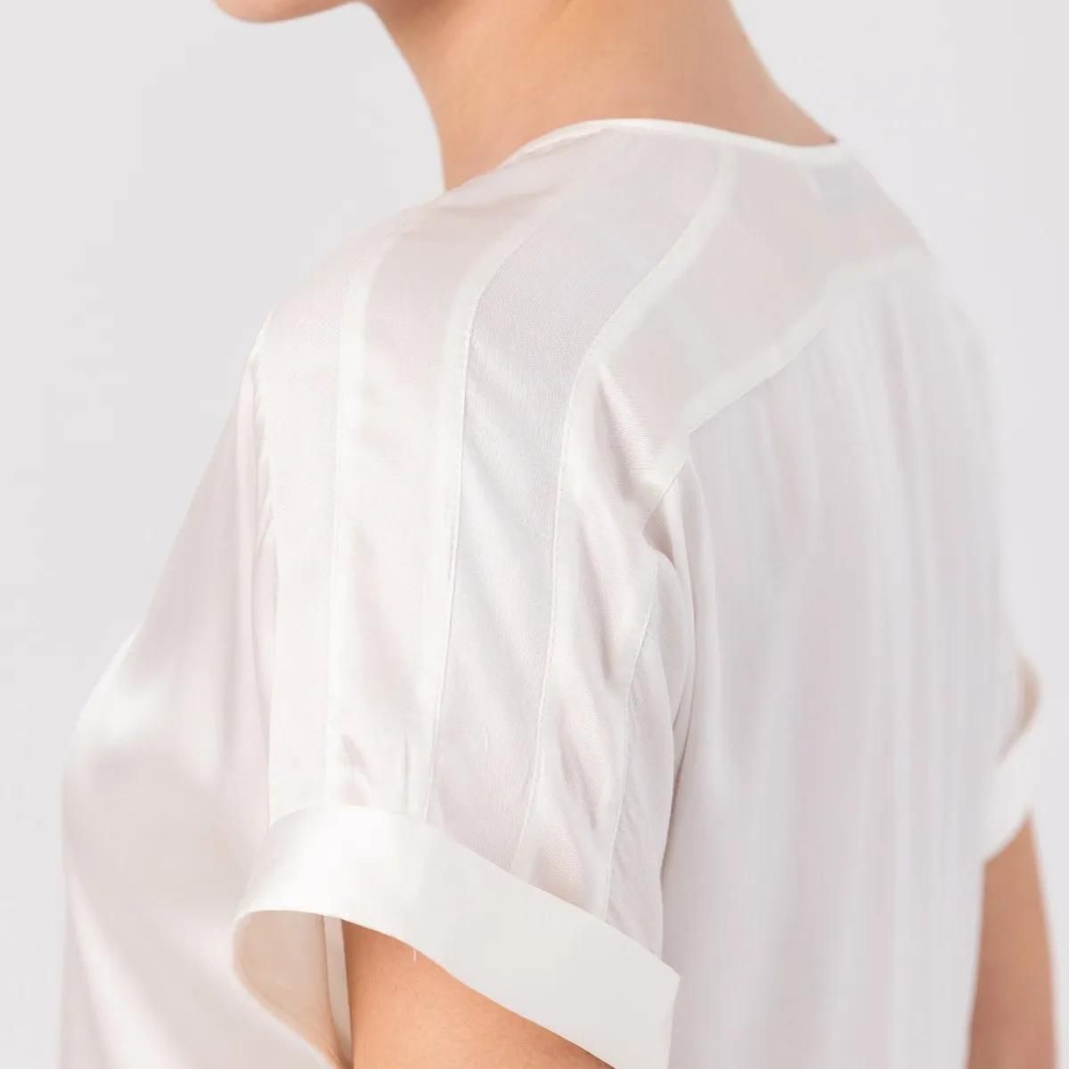 Elegantes V-Ausschnitt Seiden-T-Shirt