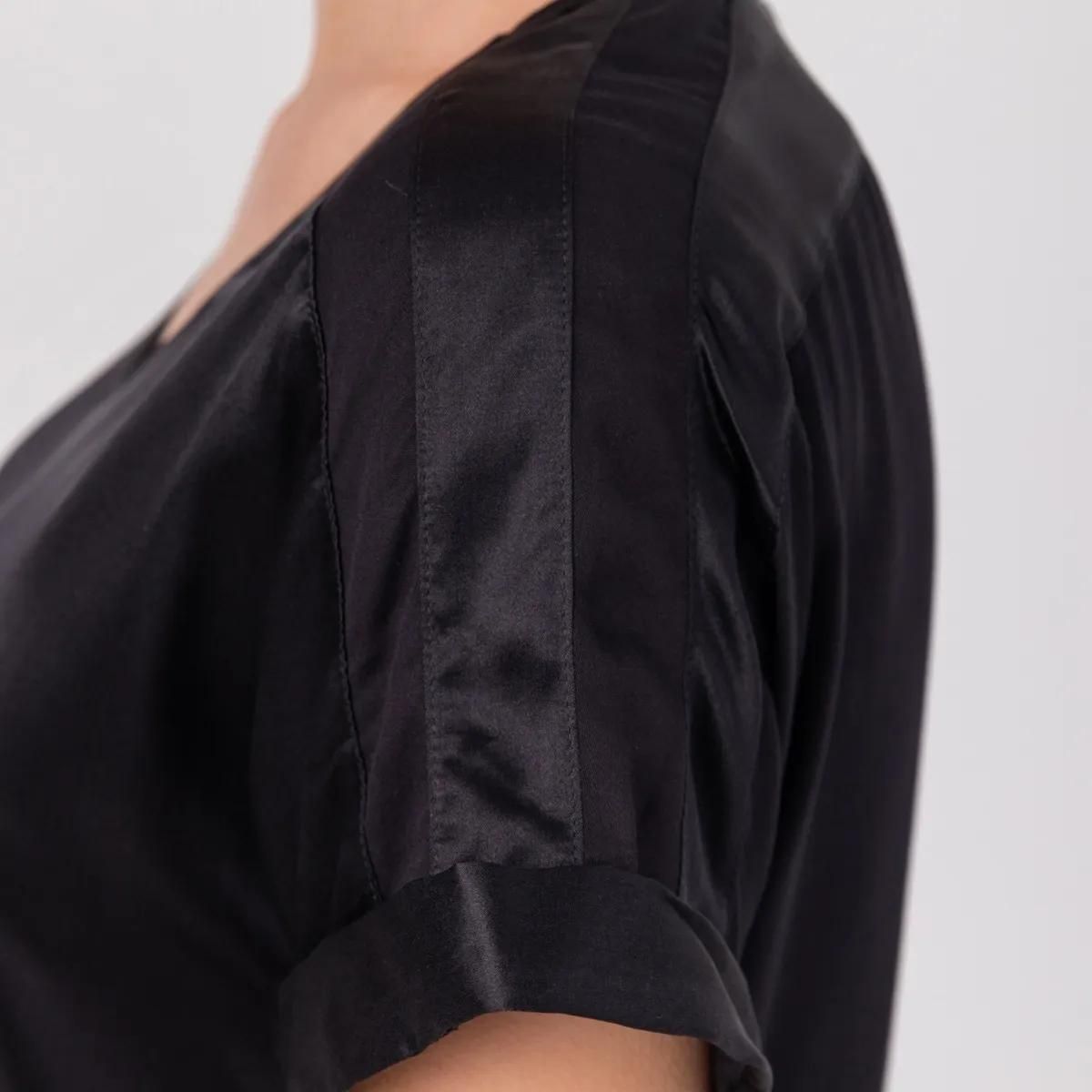 Elegantes Kurzarm-Seiden-T-Shirt