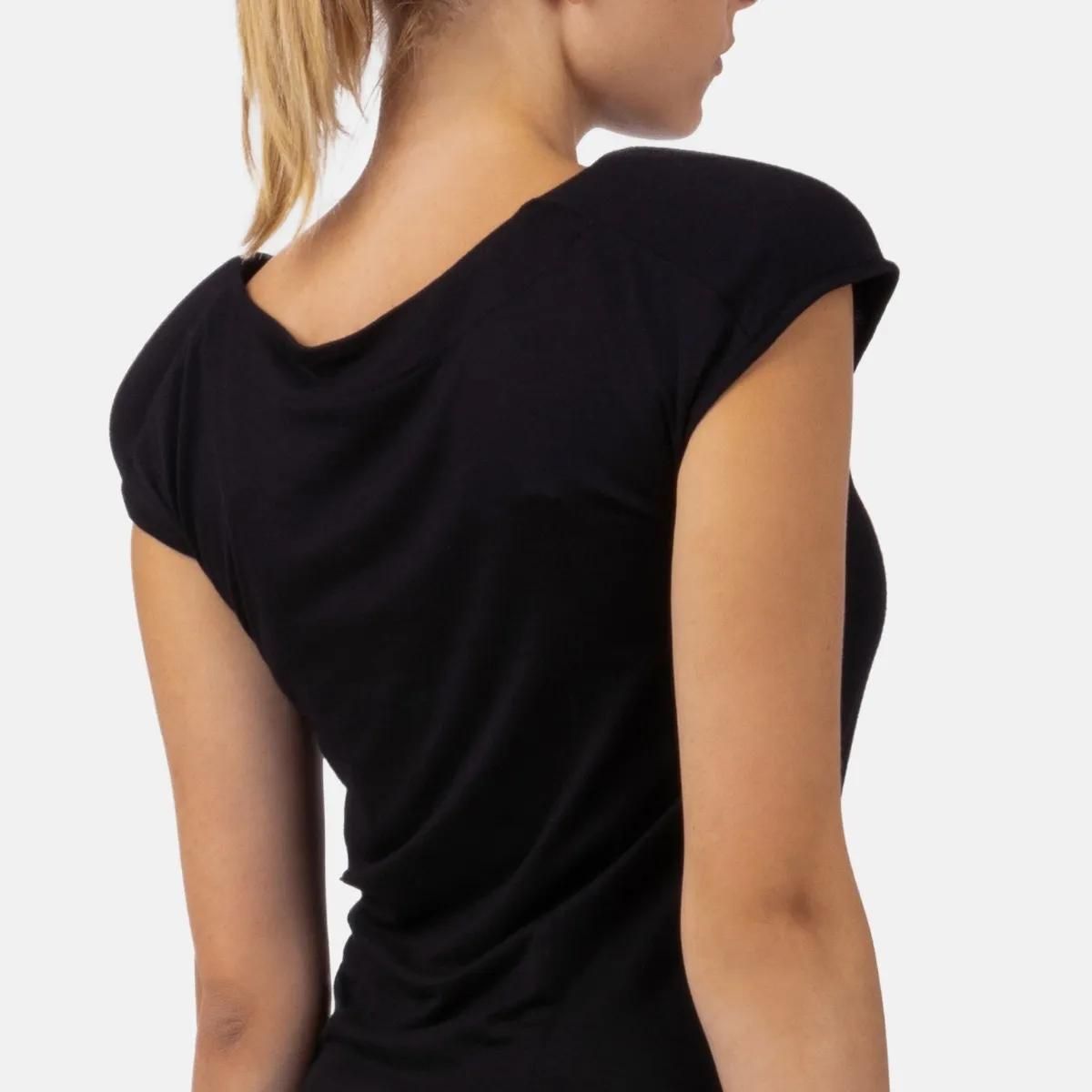 Elegantes schwarzes Midikleid mit Schlitz