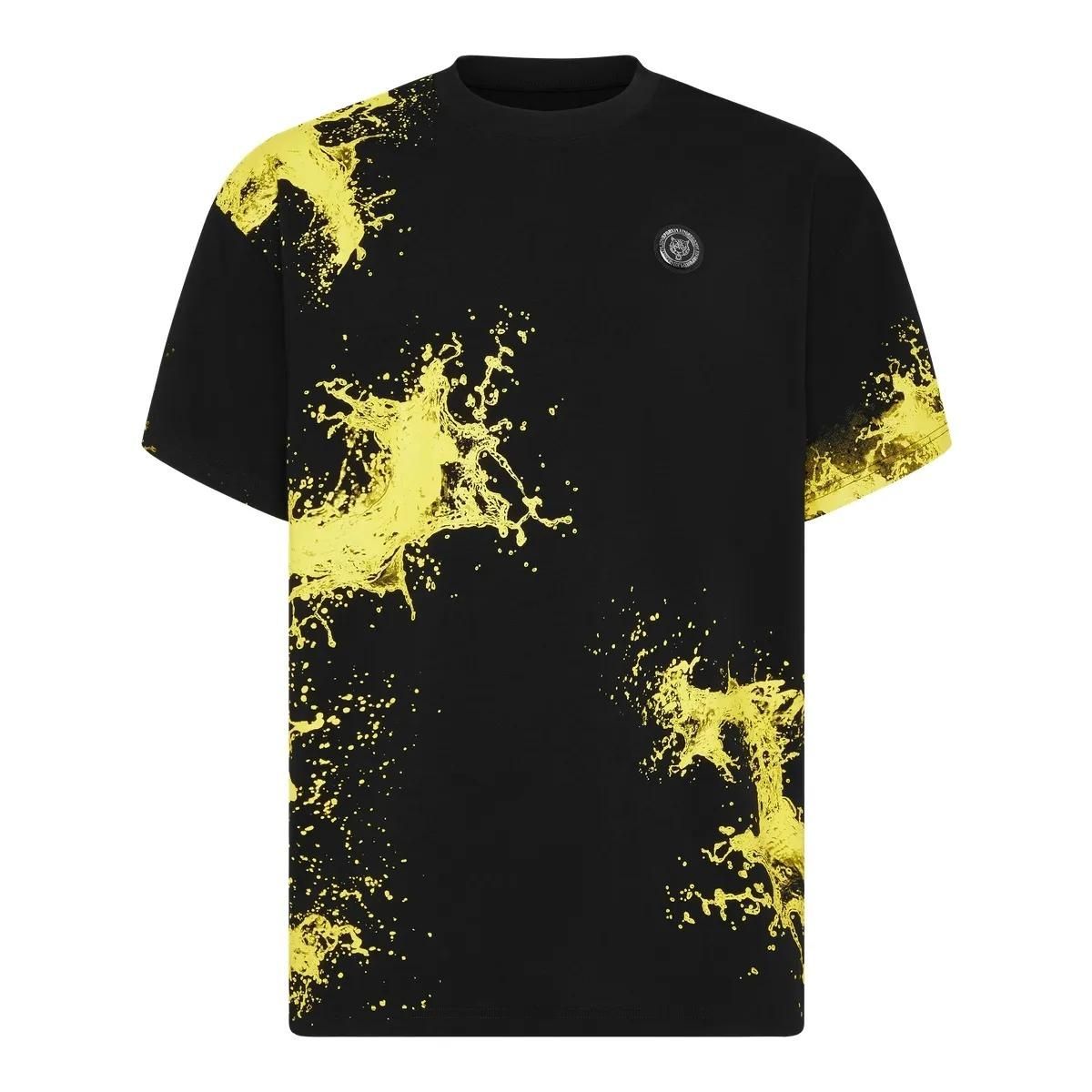 Schwarzes T-Shirt mit gelbem Spritzdruck