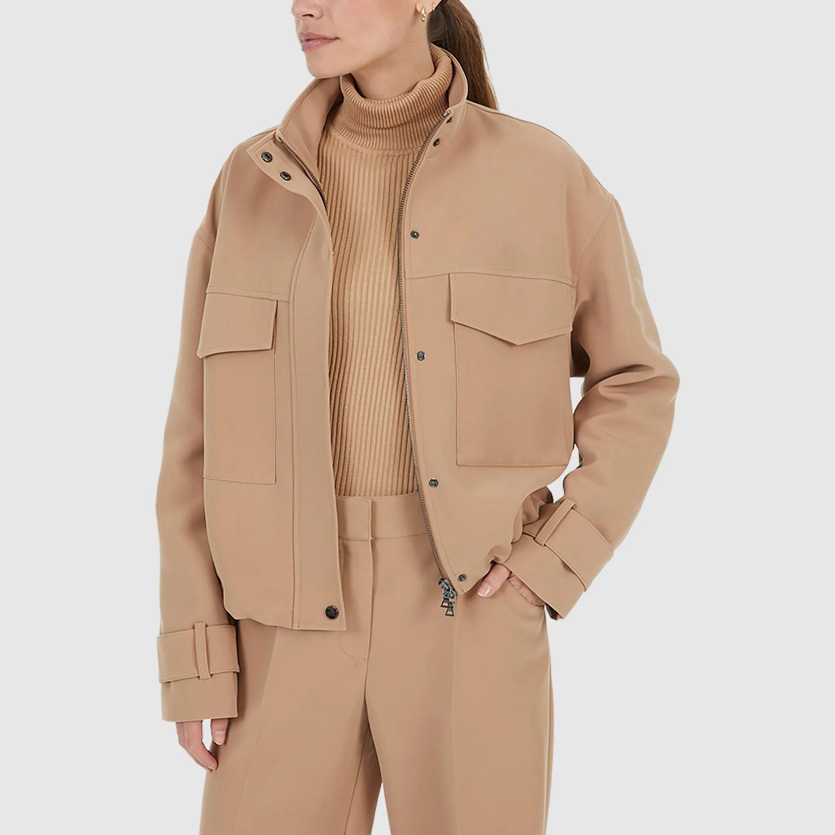 Boxy Kurzjacke mit Stehkragen