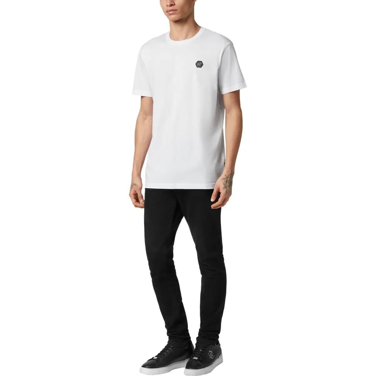 Minimalistisches T-Shirt aus Baumwolle mit Rundhalsausschnitt