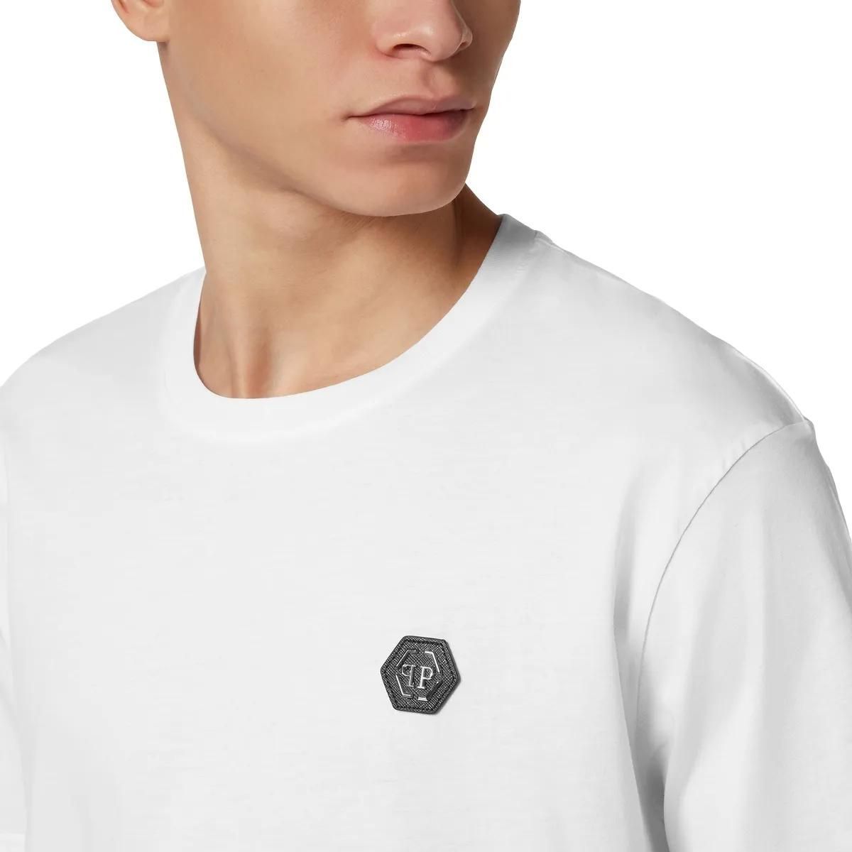 Minimalistisches T-Shirt aus Baumwolle mit Rundhalsausschnitt
