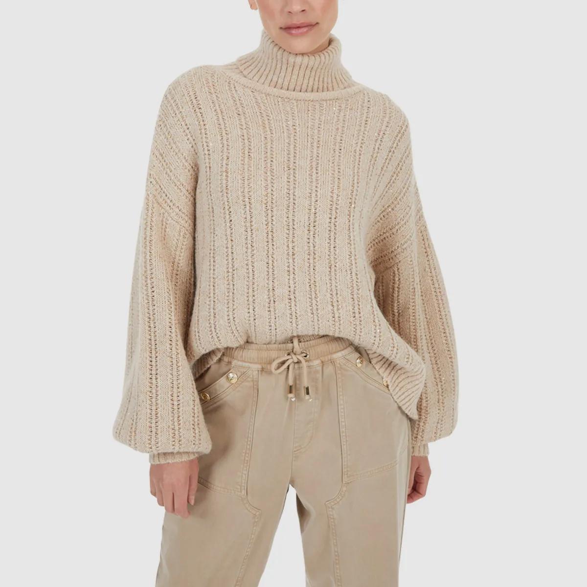 Beiger Rollkragenpullover mit Pailletten