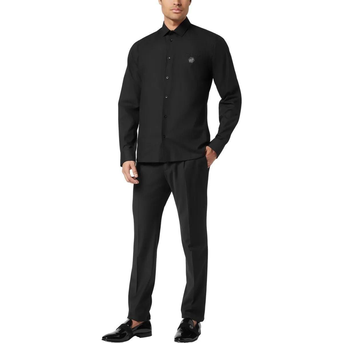 Schwarzes Langarm-Baumwollhemd