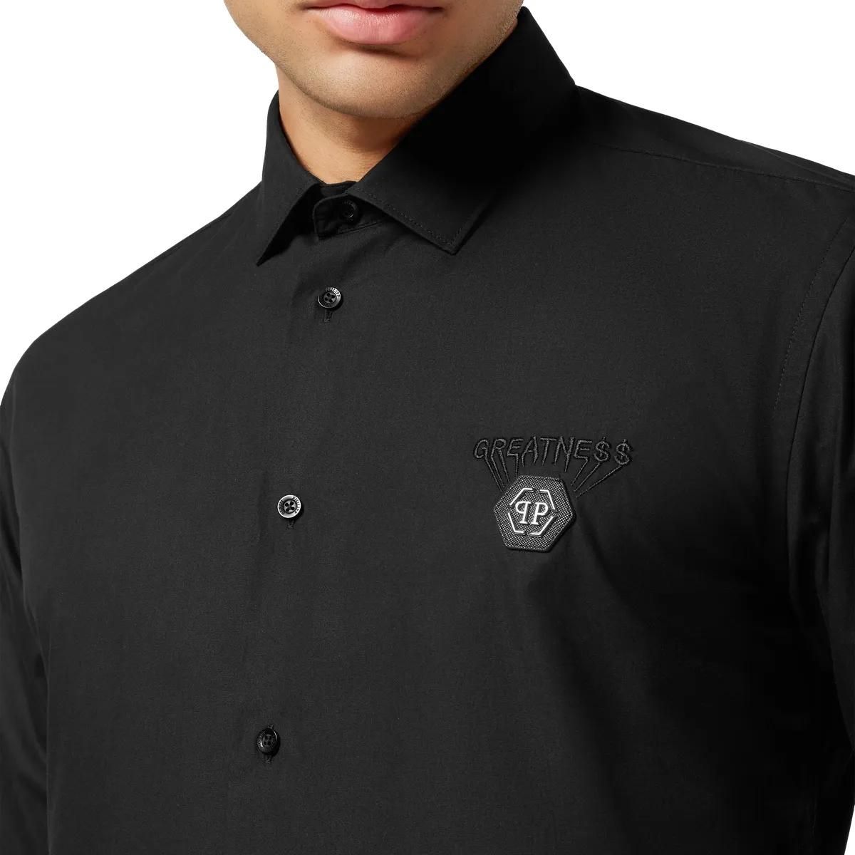 Schwarzes Langarm-Baumwollhemd