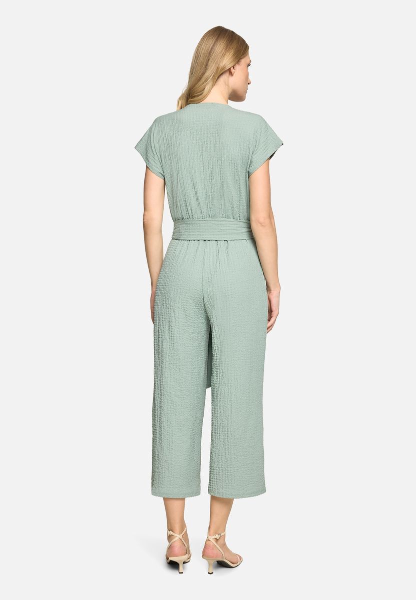 Gekürzter, Weitbeiniger Jumpsuit mit V-Ausschnitt