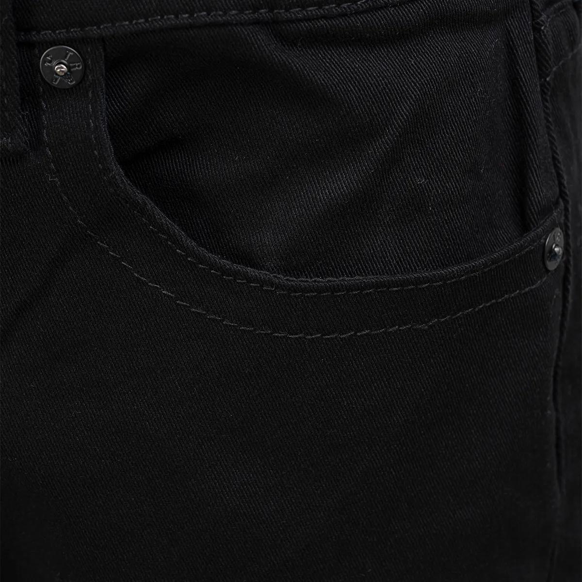 Slim Fit Jeans mit cleaner Waschung