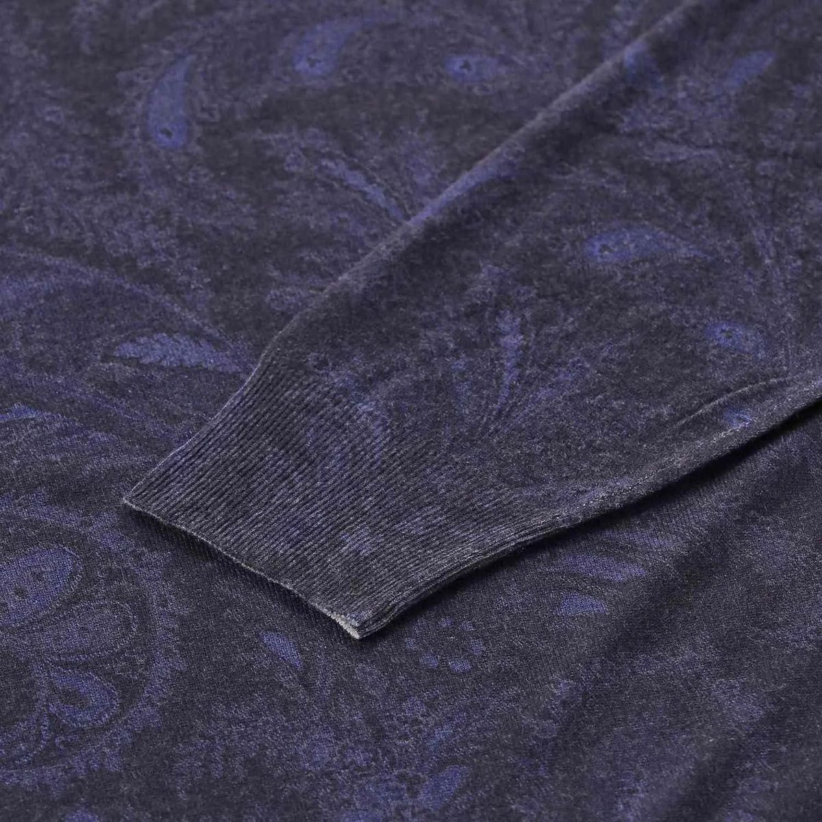 Eleganter Strickpullover mit Paisley-Muster