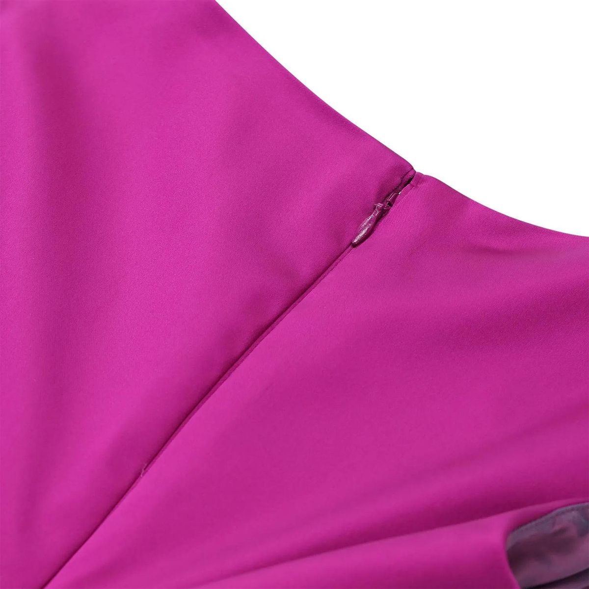 Elegantes drapiertes Abendkleid