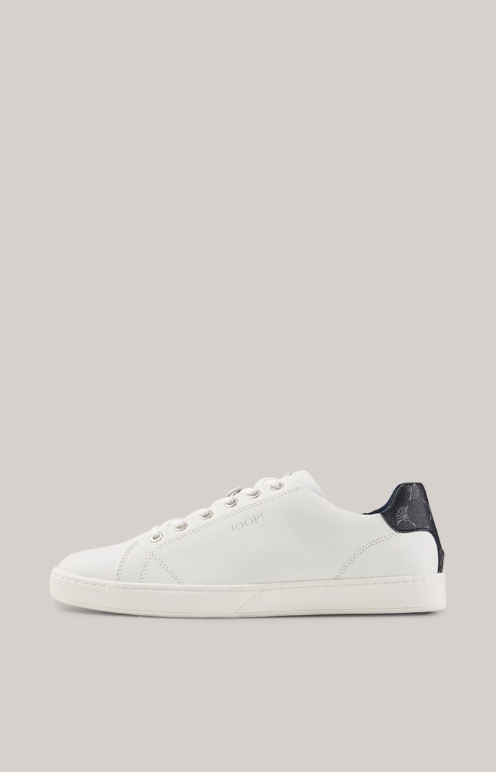JOOP! Cortina Fine Strada weißer Sneaker mit marineblauem Fersendetail