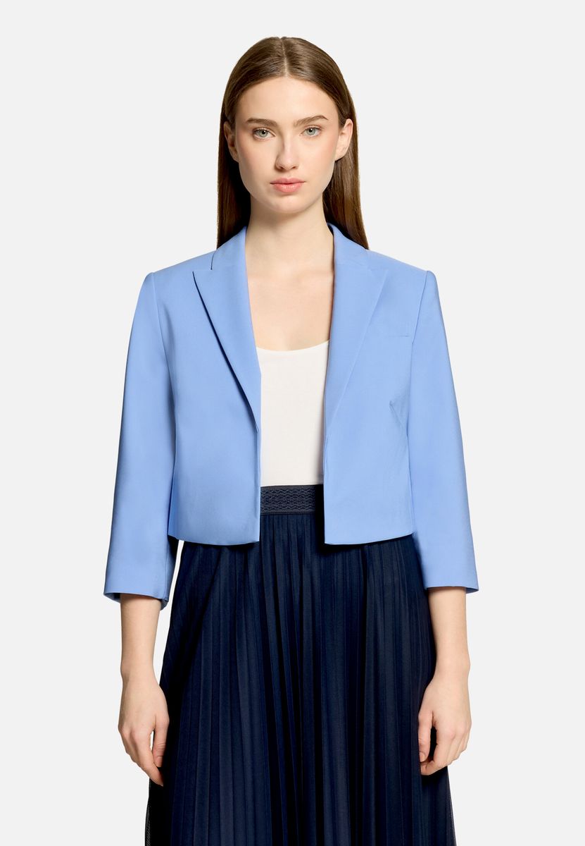 Kurz geschnittener Blazer mit Dreiviertelärmeln