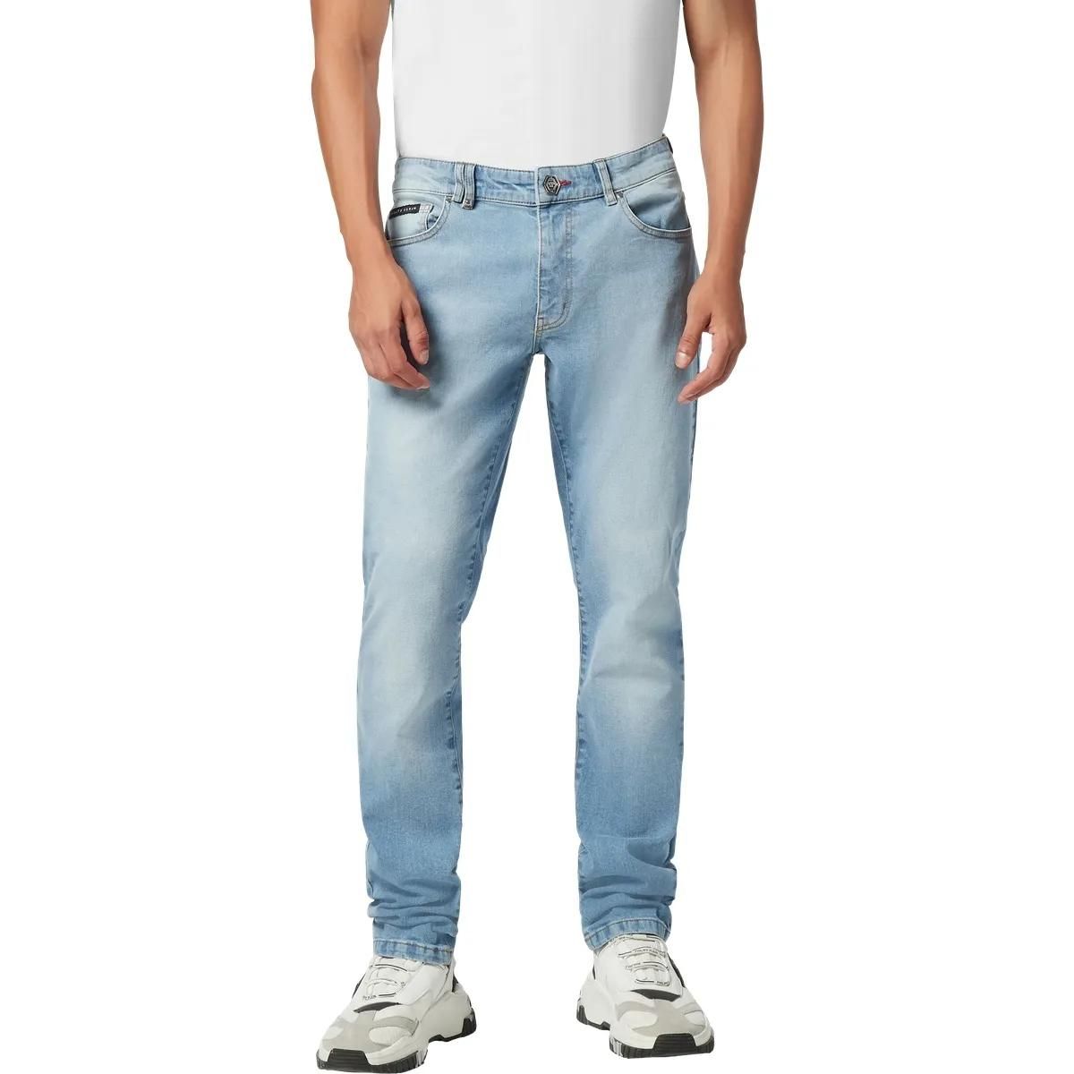 Hellblaue Straight Leg Jeans