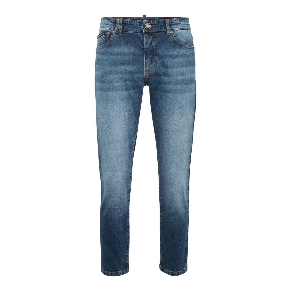 Schmal geschnittene Stone-Washed Jeans
