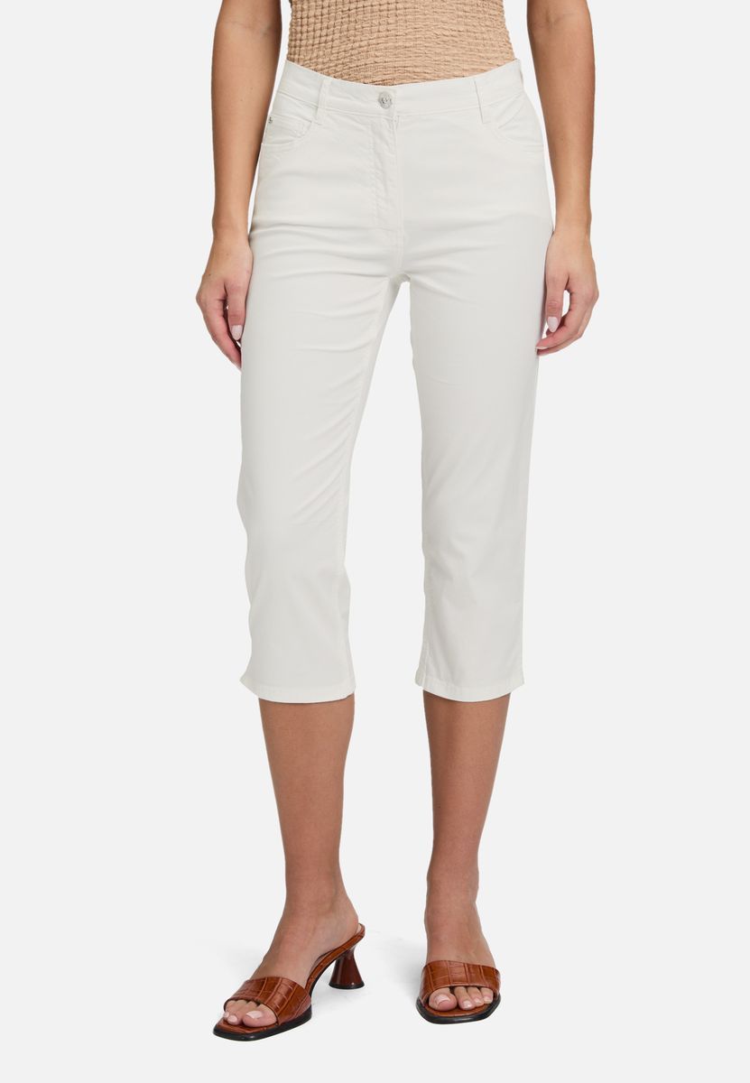 Sommerliche Slim-Fit Caprihose