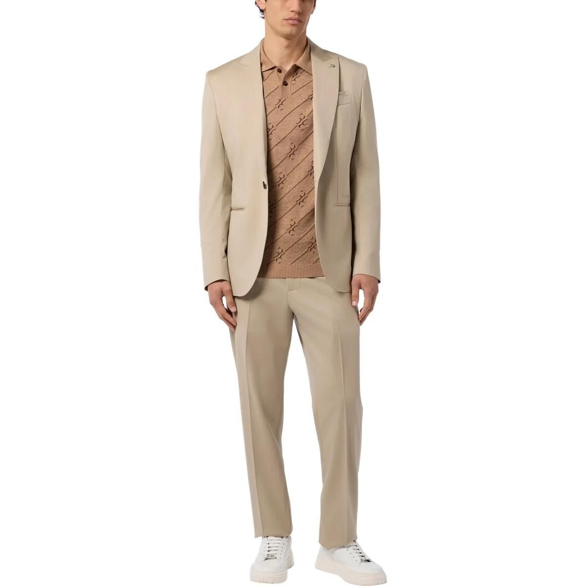 Beiger Wollblazer mit einfachem Knopfverschluss