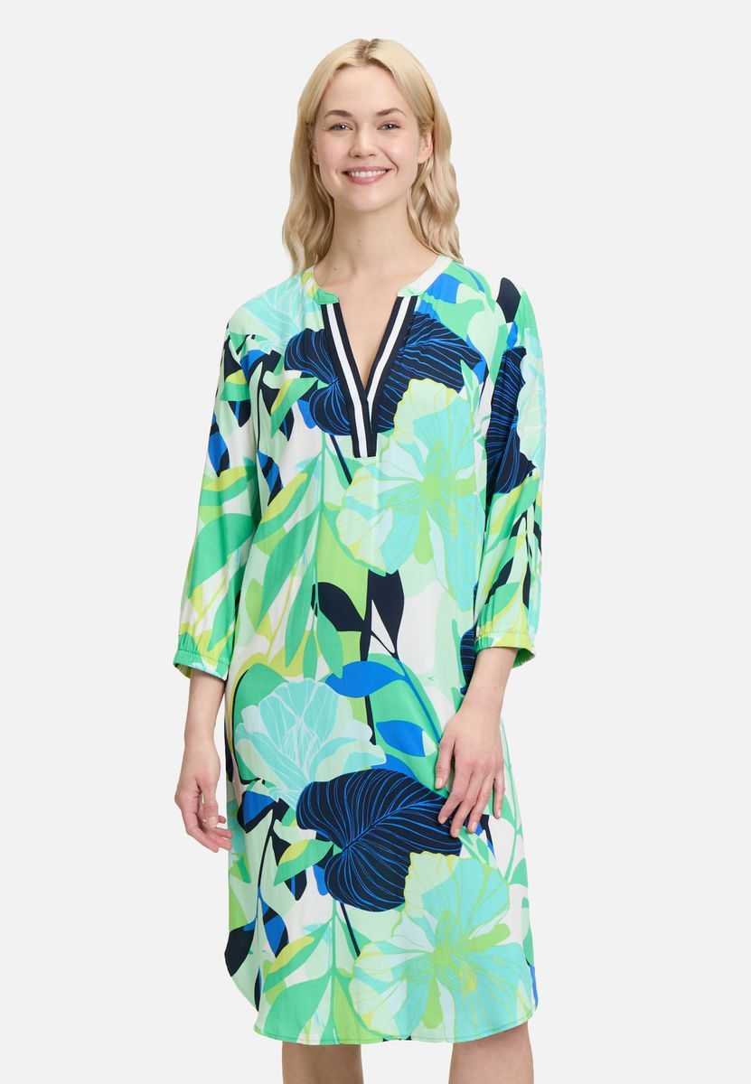 Lässiges Kleid mit Blumendruck und Kragen