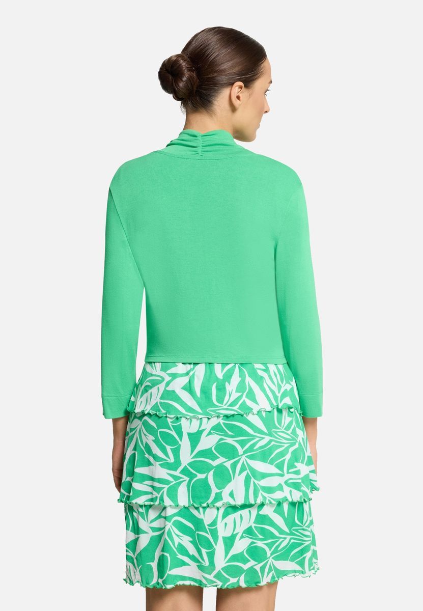 Kurze Shirtjacke mit Dreiviertelärmeln