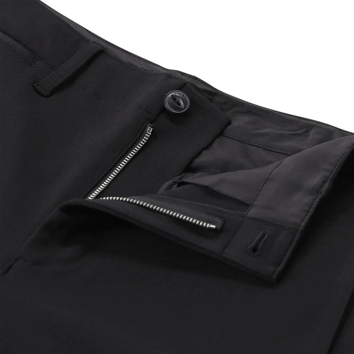 Weite Hose mit hoher Taille