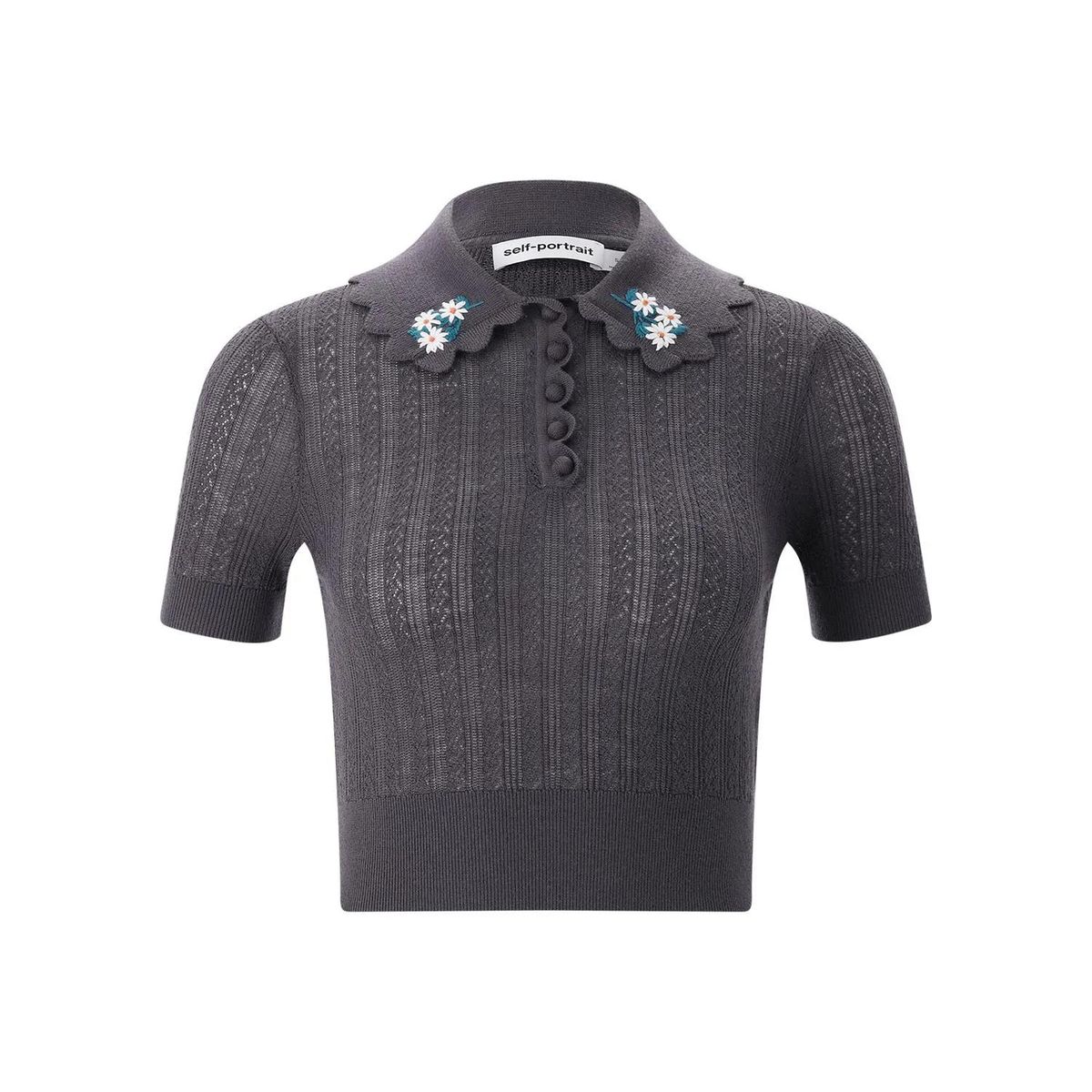 Gestricktes Crop-Top mit besticktem Kragen