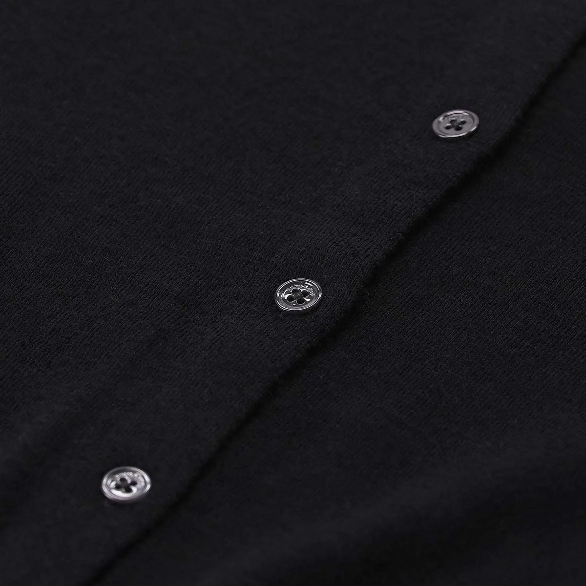 Klassische Strickjacke aus Woll-Kaschmir-Mischung