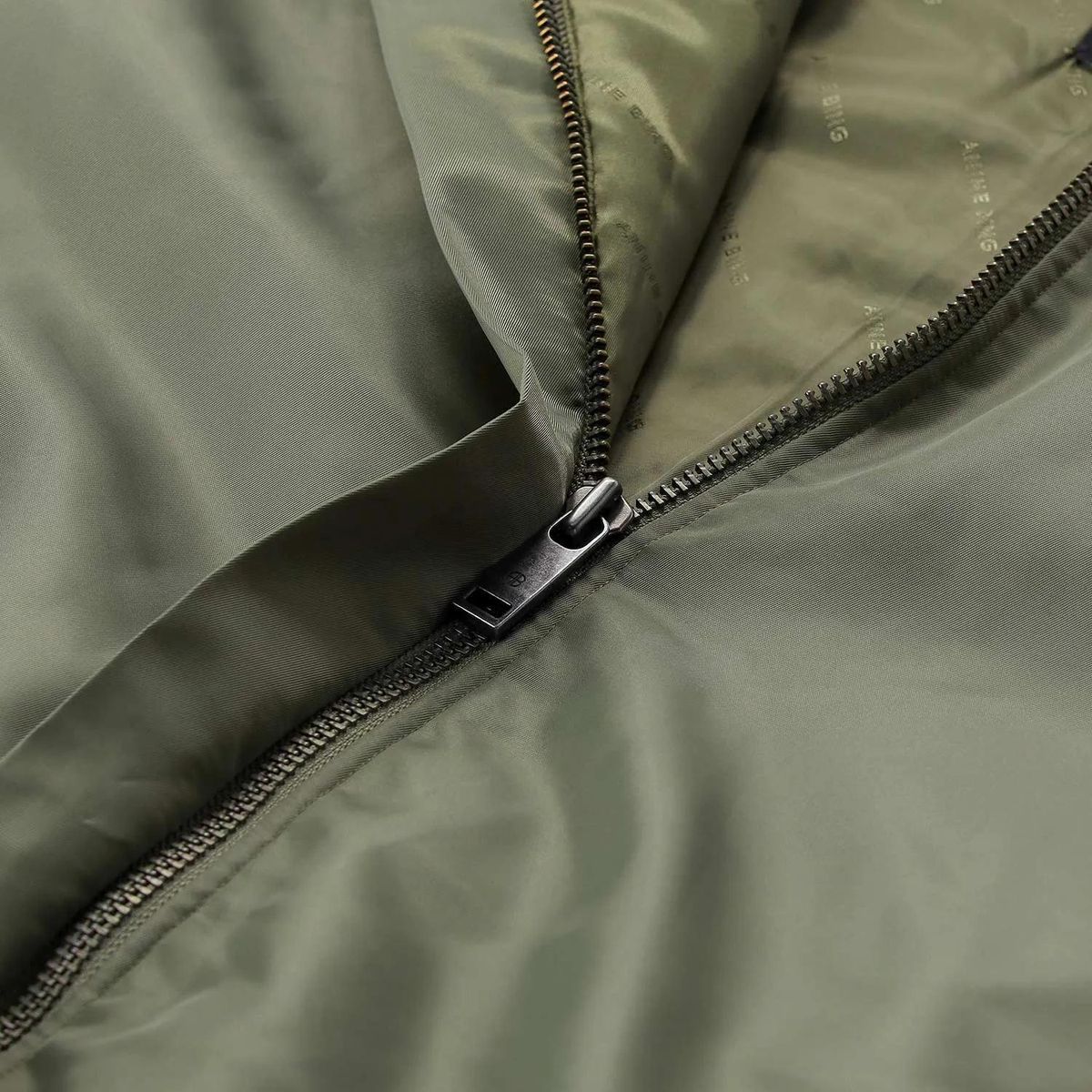 Oversized Cropped Bomberjacke mit Kragen