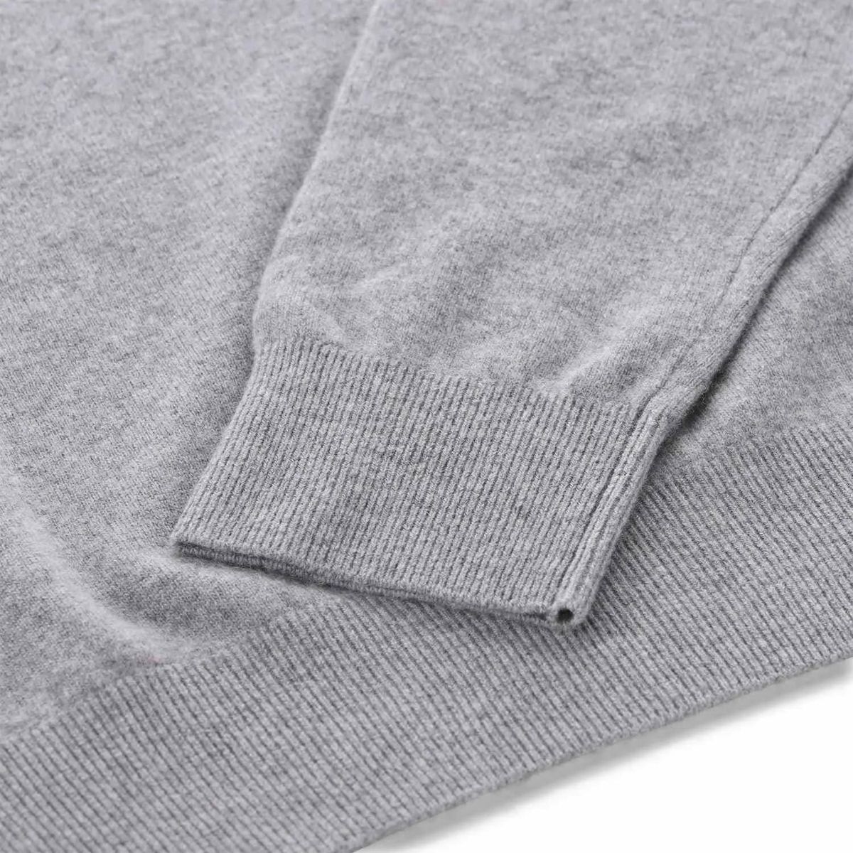 Klassischer Rundhalspullover aus Wolle und Kaschmir