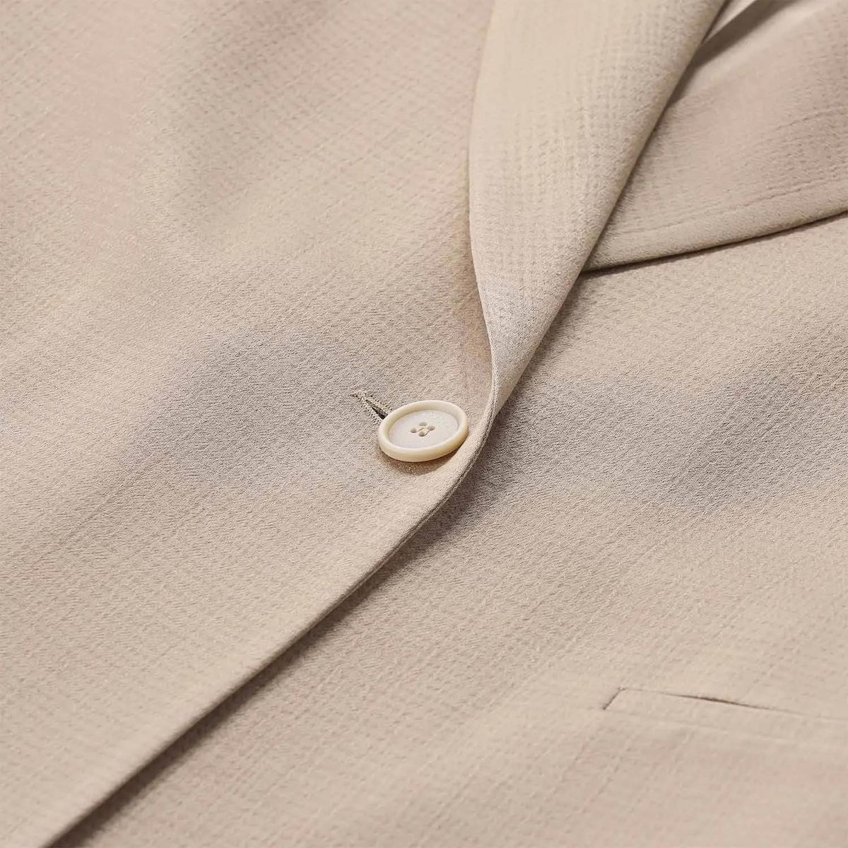 Taillierter Ein-Knopf-Blazer in Beige