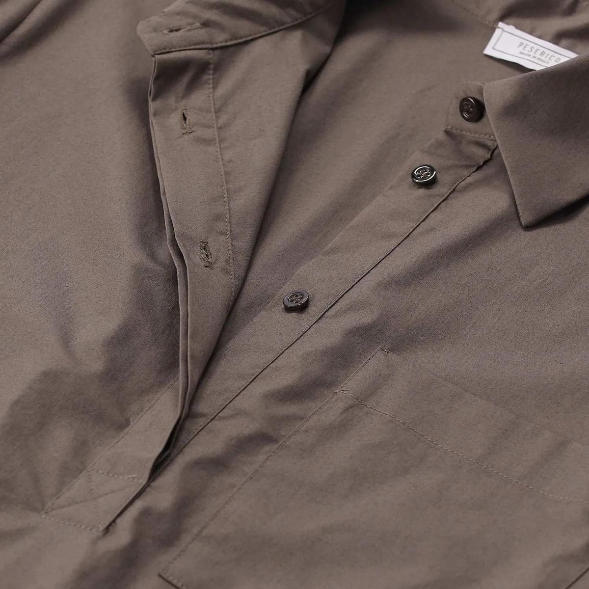 Tailliertes Midi-Hemdkleid mit Gürtel