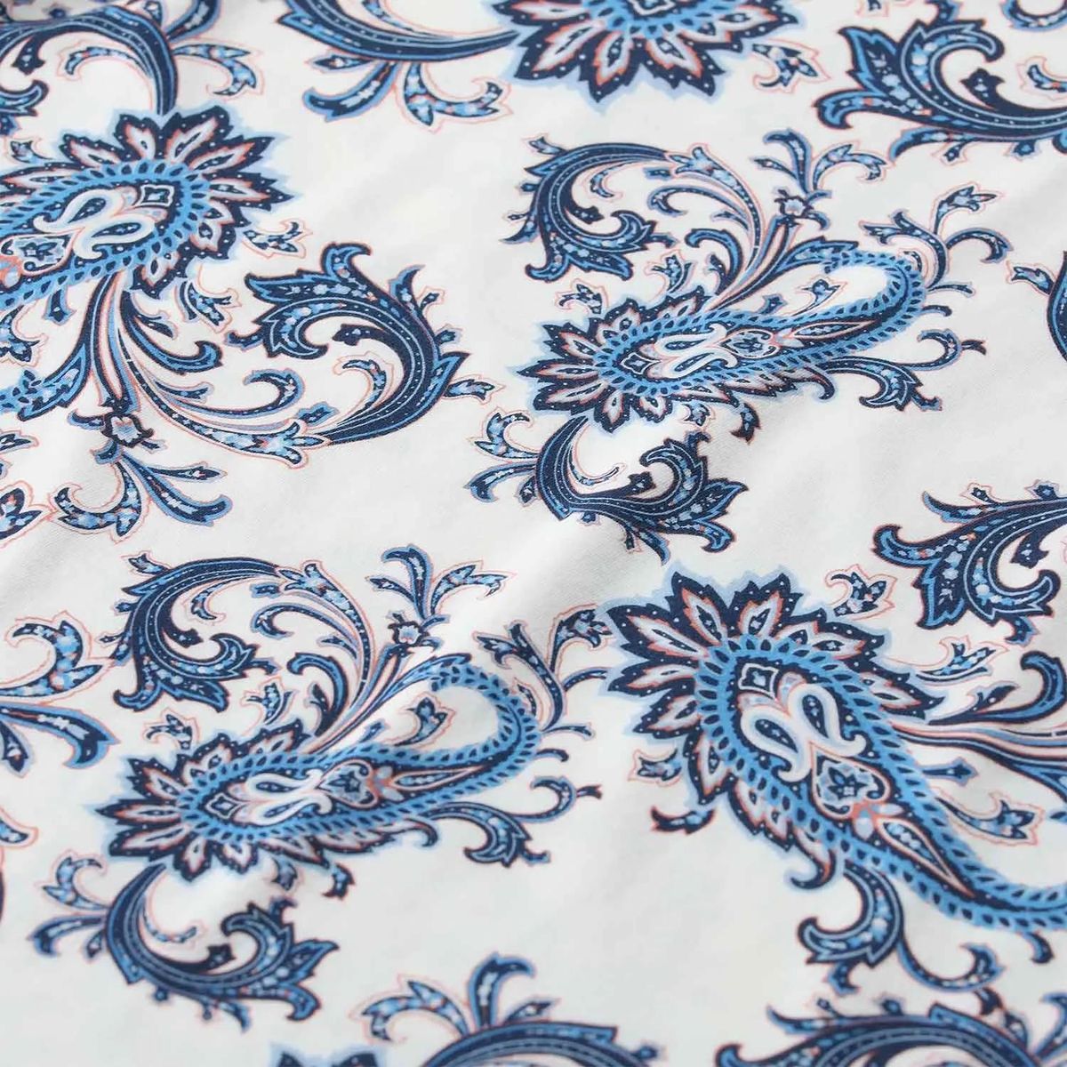 T-Shirt mit Paisley-Muster und Rundhalsausschnitt